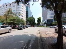 Hình ảnh Cho thuê nhà mặt phố đường đôi Trung Kính, 50mx 4T bán hàng, showroom