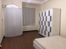 Hình ảnh Cho thuê nhà nguyên căn mặt tiền đường Huỳnh Khương Ninh, P. Đakao Q1