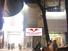 Hình ảnh Cho thuê Nhà MT Đường Nguyễn Trãi, P.BT, Q.1.  DT: 4 x 20m