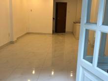 Hình ảnh Bán nhà mặt tiền đường Hai Bà Trưng, Quận 1, gần chợ Tân Định
