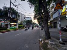 Hình ảnh Cho thuê 2MT Bàu Cát ngang khủng 13m, 3T, hẻm hông 8m