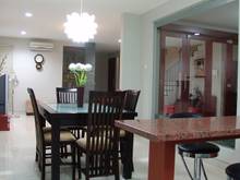 Hình ảnh Bán gấp nhà 4 lầu mặt tiền kinh doanh Hai Bà Trưng, Quận 1