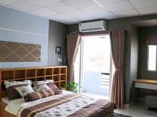 Hình ảnh Nhà 5 lầu, MT Phan Đình Phùng, P.15, Q. Phú Nhuận, DT 5x20m.