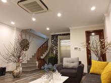 Hình ảnh Bán tòa nhà 7 tầng Văn phòng, ô tô tránh, Nguyên Hồng, Đống Đa 40m, 7