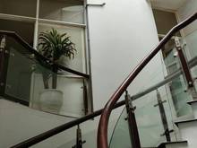 Hình ảnh Bán khách sạn MTNB vòng xoay phù đổng,DT~5x17,hầm,6 lầu,giá 33 tỷ.