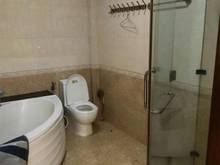 Hình ảnh Bán Gấp Khách Sạn 345 Cao Thắng, Quận 10, DT:4x16m, Giá:30 Tỷ.