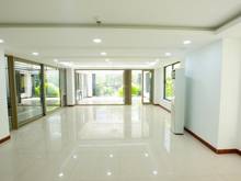 Hình ảnh Cho thuê villa biệt thự sân vườn HXH số 20C Hoàng Diệu, Phường 10, Quậ