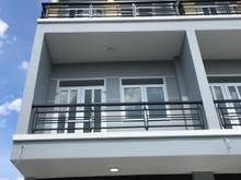 Hình ảnh Cho thuê góc 2 mặt tiền Quận 5, lề rộng 6m