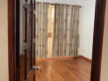 Hình ảnh Cho thuê nhà Quận 1, Cô Giang, 1 căn 97m2, vị trí thoáng, đẹp
