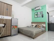 Hình ảnh studio full nội thất cửa sổ trời siêu thoáng sạch sẽ ngay Bình Thạnh