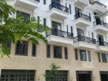 Hình ảnh Nhà mới xây đẹp ngay ngã tư Tô Ngọc Vân - Hà Huy Giáp sổ hồng riêng