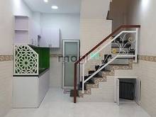 Hình ảnh Cần bán gấp nhà đường Lý Thái Tổ, Quận 10 DT 36m2