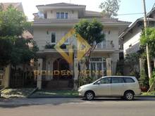 Hình ảnh Cần cho thuê gấp biệt thự PMH, Q7 nhà đẹp, giá rẻ nhất thời điểm.