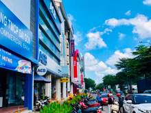 Hình ảnh Cần cho thuê nhà phố Nguyễn Văn Linh  Dt: 111m2