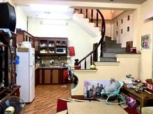 Hình ảnh HÀNG HIẾM phố Nguyễn Khang Kinh Doanh nhỏ, Ô TÔ qua nhà, chỉ 3.1 tỷ.