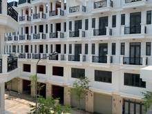 Hình ảnh Nhà phố mặt tiền Thương Gia siêu đẹp, siêu lợi nhuận ngay Trung Tâm