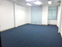 Hình ảnh Văn Phòng Quận Tân Bình CHo Thuê Giá Rẻ, 20m- 60m, Cửa Kính
