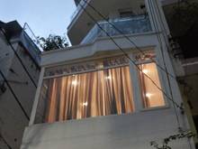 Hình ảnh Cho Thuê nguyên căn mặt tiền đường Hồ Văn Huê, P.9, Quận Phú Nhuận,