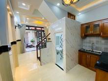 Hình ảnh Bán Nhà khu Cư Xá Tự Do đường CMT8. DTSD: 117,6m2 .Nhà Trệt, 2 lầu dep