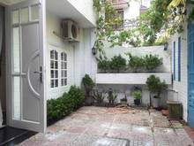 Hình ảnh Cho thuê Villa sân vườn Thảo Điền - Trệt 1 lầu - TK cổ điển
