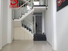 Hình ảnh Cho thuê nhà đường Đồng Đen quận Tân Bình 6x25m
