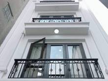 Hình ảnh Cho thuê Khách sạn đường Lý Chính Thắng Q3. 4x17m, 12P, 60tr/th.