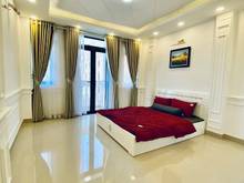 Hình ảnh Cho thuê khách sạn mặt tiền đường Đông Du-P.Bến nghé-Quận 1