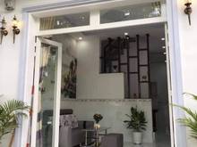 Hình ảnh Cần bán gấp nhà 1 trệt 3 lầu, HXH 30m2 Phan Đăng Lưu, Phú Nhuận giá ch