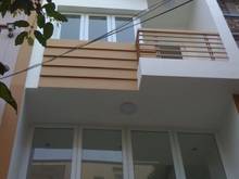 Hình ảnh Cho thuê nhà Hoàng Hoa Thám, Bình Thạnh, 4x17m, 1 trệt 2 lầu.