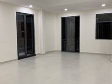 Hình ảnh Cho thuê nhà HẺM XE TẢI 779/1 Lạc Long quân,  gần chợ Vải Tân Bình
