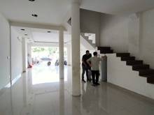 Hình ảnh Cho thuê nhà mặt tiền nội bộ 18 Nguyễn Công Hoan, p7, Phú Nhuận