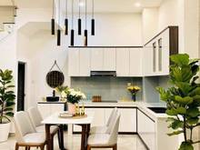 Hình ảnh Biệt thự Lam Sơn P6 Bình Thạnh gồm gara để được 2 xe ô tô DT 10x20m gi