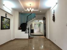Hình ảnh Cho thuê nhà nguyên căn 4*17 trệt 2 lầu 1 áp mái giá 20 triệu Q.7