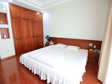 Hình ảnh Cho thuê Nhà phố Mặt tiền Quận 1, 52 m2 (4m x 13m), Triệu đồng