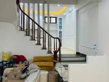 Hình ảnh Bán nhà phân lô, 2 thoáng ở Võ Chí Công, 40M2-5T, nhà mới ở ngay