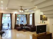 Hình ảnh Nhà đẹp 3 phòng ngủ, gần biển Mỹ Khê - B408