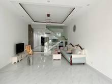 Hình ảnh Nhà 6 phòng ngủ đường Đoàn Khuê -B703