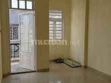 Hình ảnh Bán nhà Nhà Bè Với giá 2 tỷ bạn có căn nhà riêng, khu vực dân cư an ni
