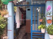 Hình ảnh Bán nhà Nhà Bè Nhà chia 3 căn nhỏ có hẻm bên hông. -3 gia đình có thể
