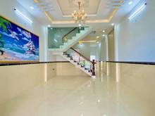 Hình ảnh Nhà bán gấp ,gần chợ Bình Chánh giá rẻ