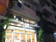 Hình ảnh Cho thuê thời trang, spa Cách Mạng Tháng 8, Q.10, 5x20, 3 tầng, 32tr