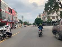 Hình ảnh Gia Đình Cần tiền Bán Khách SẠn 3 Lầu .Mặt Tiền Đường M .TT TP Dĩ An