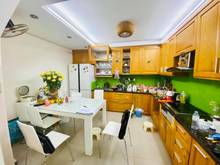 Hình ảnh Nhà Lạc Long Quân-cạnh Hồ Tây-rất gần oto-nhà mới đẹp-4PN, nhỉnh 4Tỷ