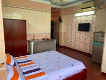 Hình ảnh CHDV đầy đủ tiện nghi, ban công thoáng mát, ngay vòng xoay Lê Đại Hành