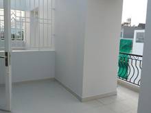 Hình ảnh Bán nhà Quận 7, hẻm xe hơi, khu dân trí cao, thích hợp mua về đê
