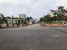 Hình ảnh Bán gấp 106m2 đất đẹp 2 mặt thoáng đường Chính Trung, Trâu Quỳ,Gia Lâm
