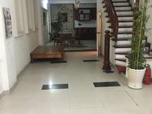 Hình ảnh Nhà đẹp Nguyễn đình Hoàn 65m2x5T, 2 ôtô tránh, kinh doanh, chỉ 7.95 tỷ