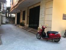 Hình ảnh Nhà riêng ngõ 6 Tôn Thất Tùng, 80m2 x 4 tầng, mt~13m, giá 20tr.