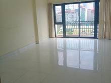 Hình ảnh Cho thuê nhà Nguyễn Chí Thanh 50m2 4 tầng 4m mới đẹp thông sàn