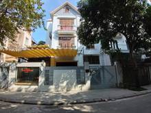 Hình ảnh Cho thuê biệt thự 160mx 4 tầng phố Mễ Trì Hạ, làm văn phòng, để ở